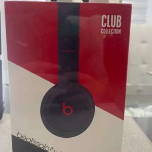 Beats by Dre solo wireless